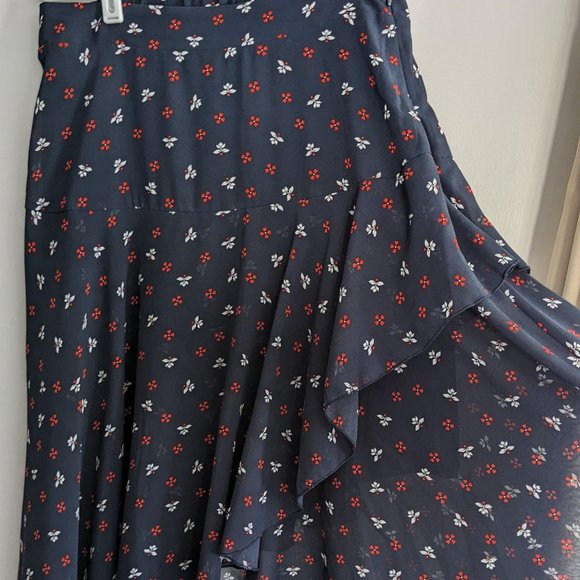 H&M Double Wrapover Chiffon Navy Blue Floral Skirt Women Size 10 - Picture 2 of 4
